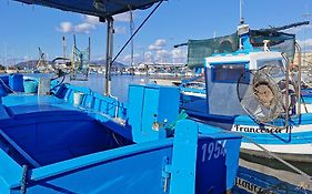Darrere del port